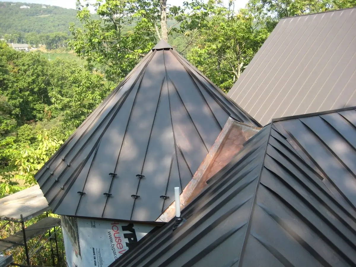Professional Roof Tarp Installation by Craftsman Roofing in Foxwood Village